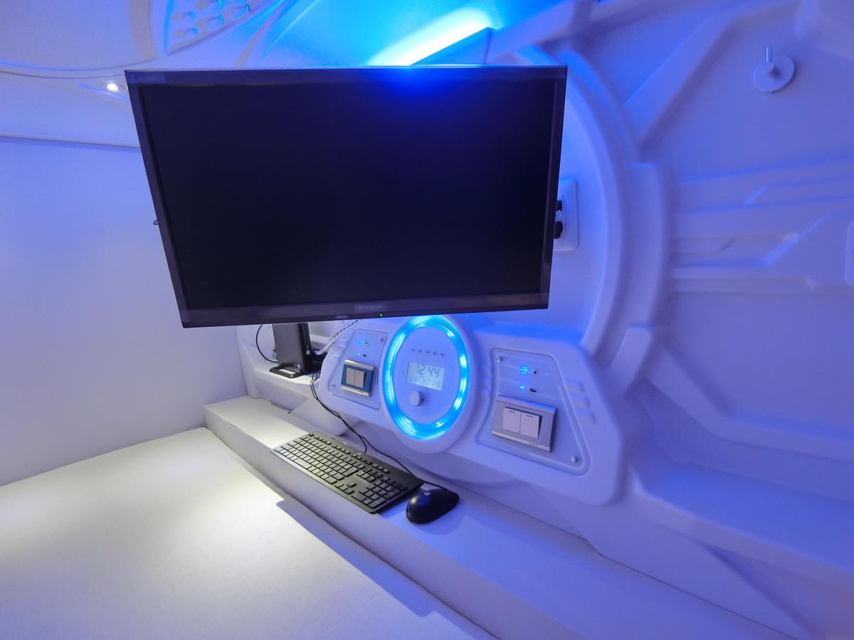קיוטו Capsule Hotel Manyudo מראה חיצוני תמונה