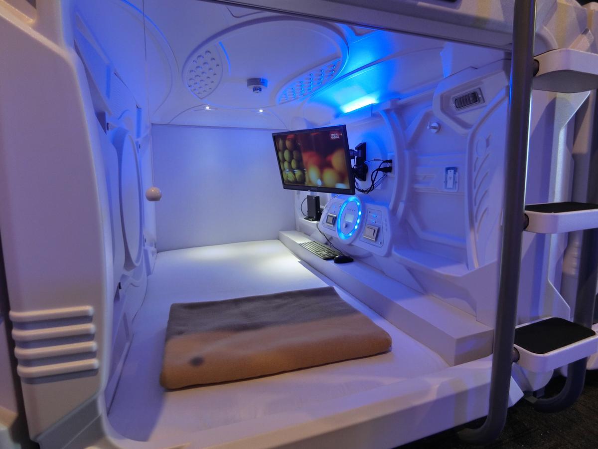 קיוטו Capsule Hotel Manyudo מראה חיצוני תמונה