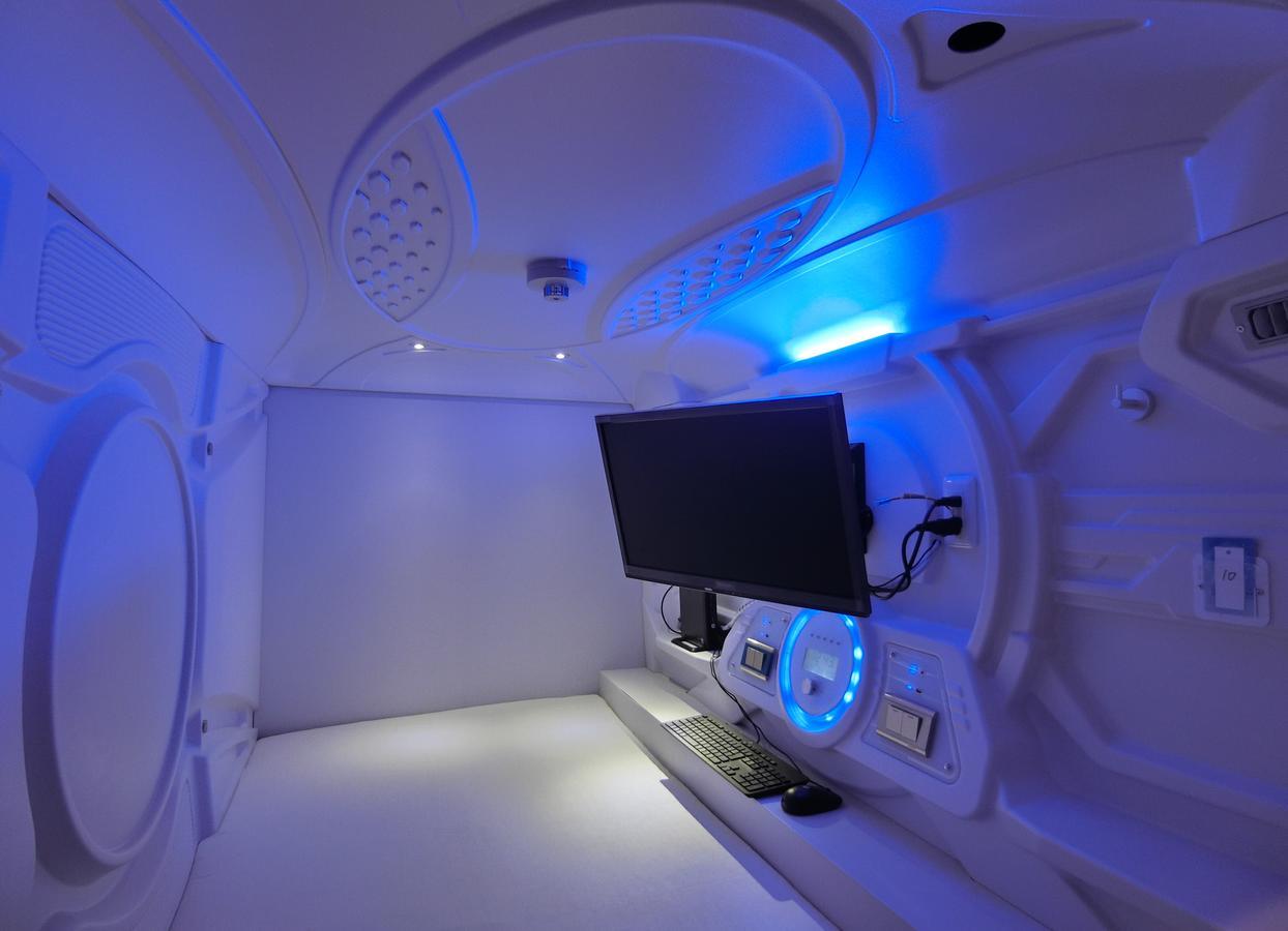 קיוטו Capsule Hotel Manyudo מראה חיצוני תמונה